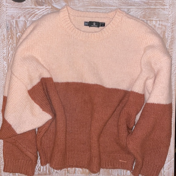 🍑Volcom Dolhearted Crewneck Sweater🍑~small - Picture 7 of 10